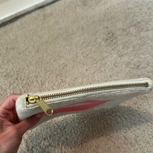 Cream and Pink Clutch - Picture 5 of 5